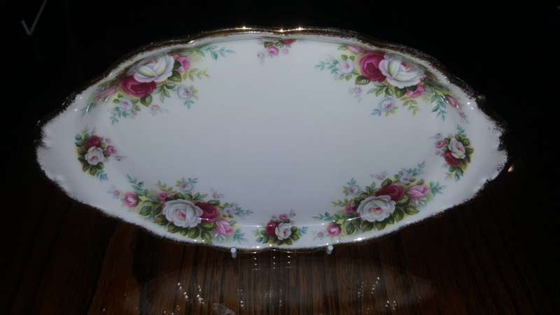 1st Issue 1969 Royal Albert Celebration Multi Purpose Platter 25cm x 15cm Pristine Unused Condition