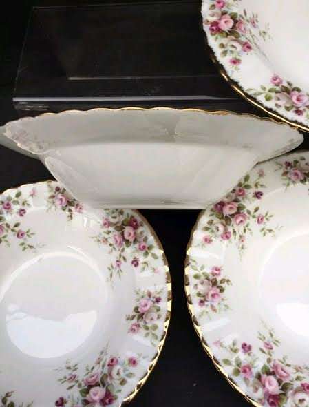 1970 Royal Albert Cottage Garden set of 6 x 20cm Pasta / Soup Bowls. Un-used Excellent Condition