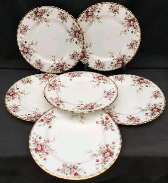 1970 Royal Albert Cottage Garden set of 6 x 20cm Luncheon Plates. Un-used Excellent Condition