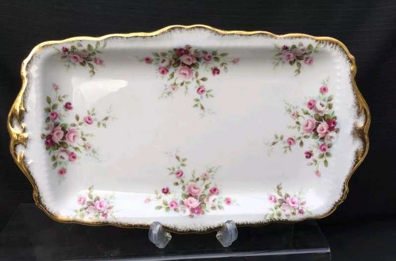1970 Royal Albert Cottage Garden Large 30cm x 17cm Sandwich Platter. Un-used Excellent Condition !