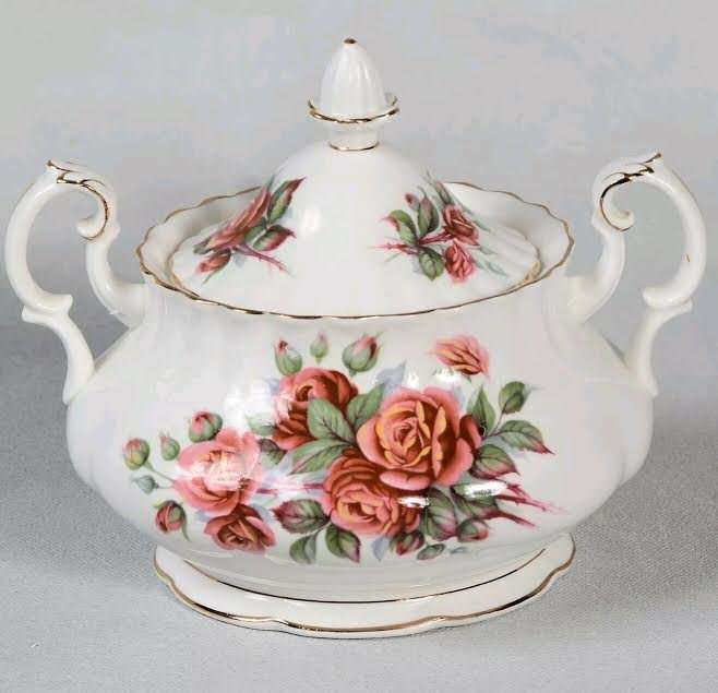 Rare Royal Albert Centennial Rose Lidded Suagr Bowl - Pristine Unused 1st Quality
