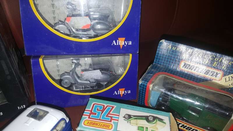 Awesome Large Mixed Lot of Collectable Models ! Corgi/Dinky Meccano/Lesley/Matchbox/Minichamps etc