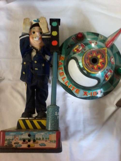 Police Man & Satelite Car Toys (Not Working*)
