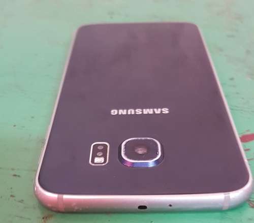 Samsung S6 (Broken screen & crack on glass lens cover)