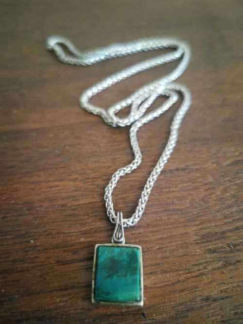Malachite pendant on silver chain