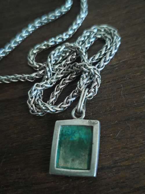 Malachite pendant on silver chain