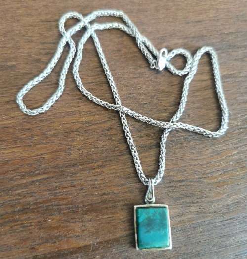 Malachite pendant on silver chain
