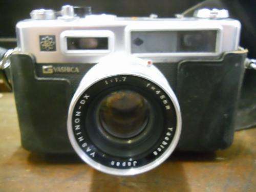 YASHICA CAMERA !!!R1 NO RESERVE!!!