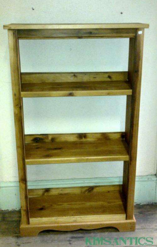 Cute Oregan Bookshelf