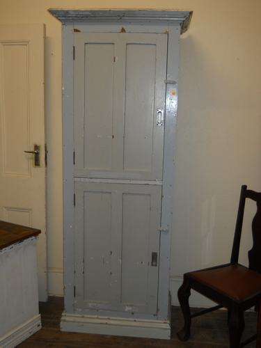 DOUBLE DOOR CUPBOARD