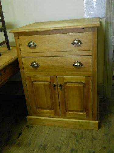 YELLOWWOOD CUPBOARD