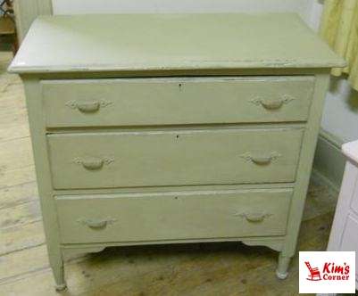 LOVELY PAINTED CHEST OF DRAWERS