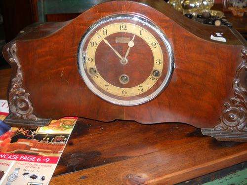 stunning large mantle clock!!!R1 no reserve,Pendulum missing!!!