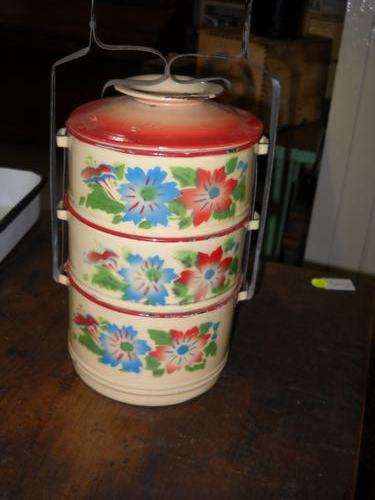 OLD ENAMEL LUNCH PAIL