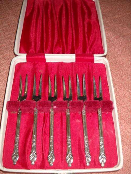 SIX SILVER PLATED APOSTLE CAKE FORKS