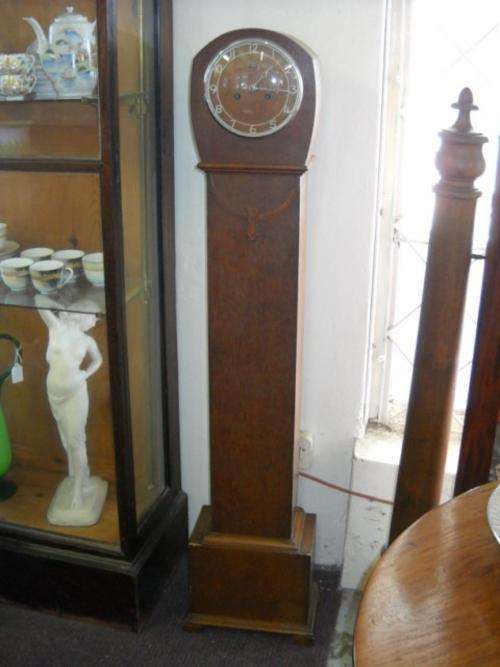 CRAZY PRICE!!! R1 NO RESERVE.  GRANDMOTHER CLOCK (SMITHS ENFIELD) - STRIKES