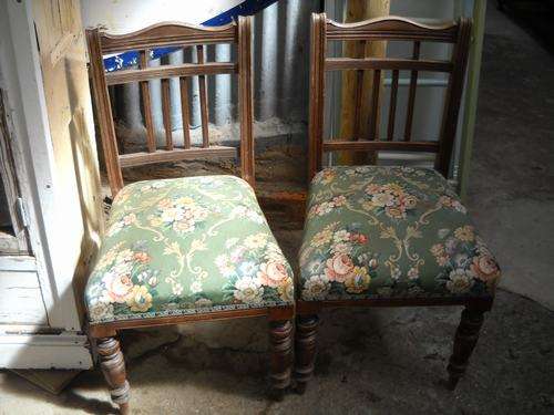 PAIR OF WOODEN VICTORIAN CHAIRS WITH UPHOLSTERED SEATS - GOOD CONDITION