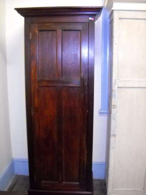 "KIMS CREATIONS" SINGLE DOOR CUPBOARD.