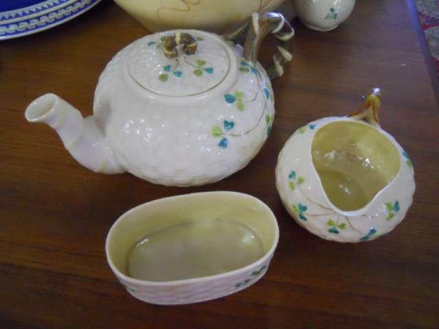 VERY DELICATE BELLEEK  TEASET reduced!!!!