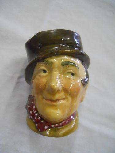 ROYAL DOULTON JUG - SAM WELLER  !!! R1 NO RESERVE!!!