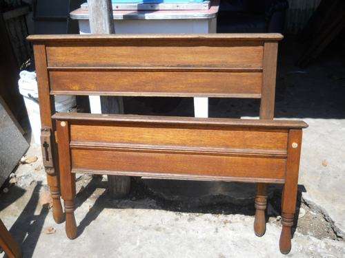 SINGLE HEAD & FOOT BOARD !!!R1 NO RESERVE!!!