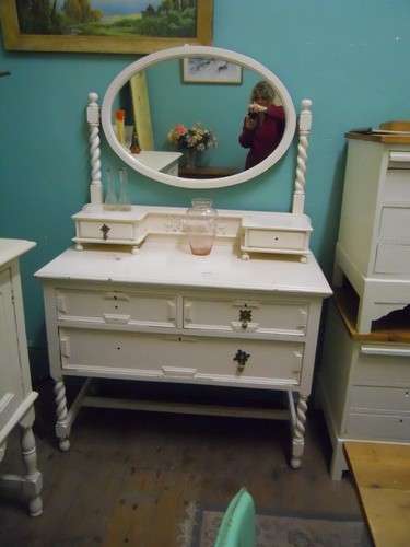 Barley twist dressing table !!!!