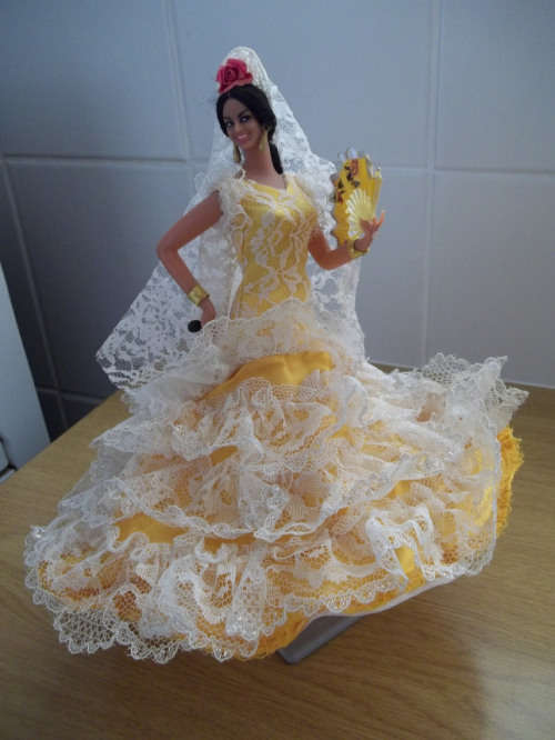 3 x Spanish Dancing Dolls Vintage Collection (Beautiful Condition)