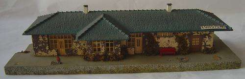 FALLER  Vintage HO- Scale Wood Building - STATION