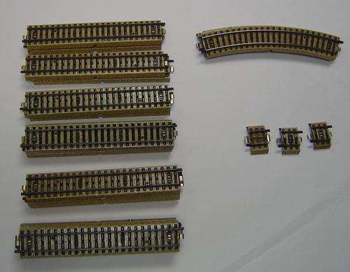 MARKLIN HO Scale M-Track x 28 - (25 x straits + 3 x curves)