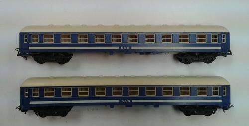 LIMA HO Scale Wagon - Blue Train Coaches x 2