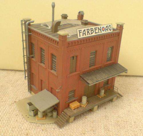 HO Scale Buildings - Large Factory Building