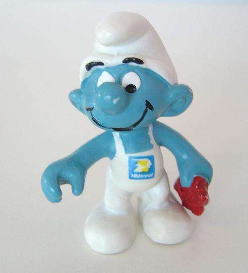 Smurf 1979 - Peyo Schleich 2.0052 - CLEANER with National Emblem - RARE!!!!!