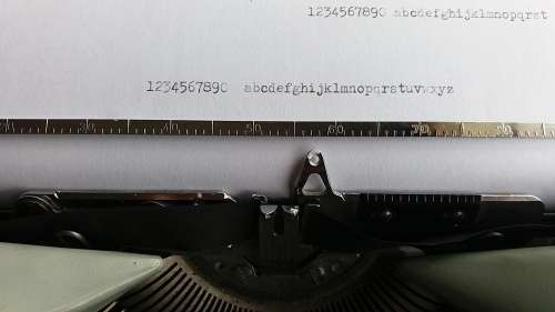 Hermes Baby typewriter- Working