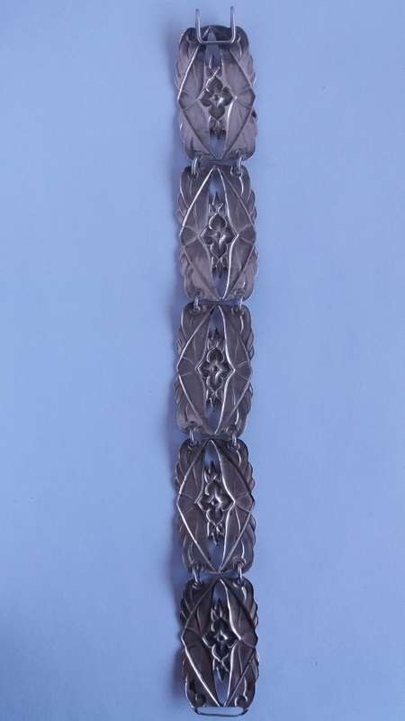Dutch nouveau silver bracelet