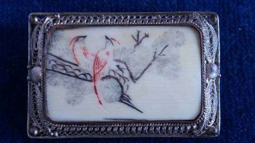 Chinese hand carved ivory and filigree brooch