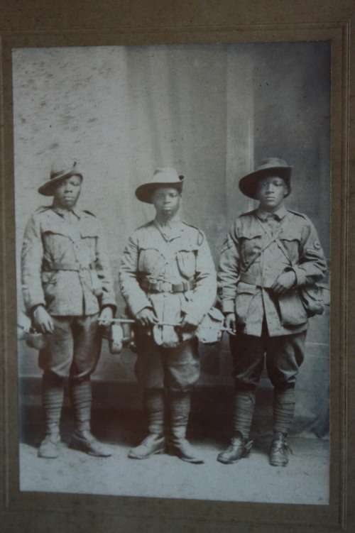 Early original photo of Black South African soldiers