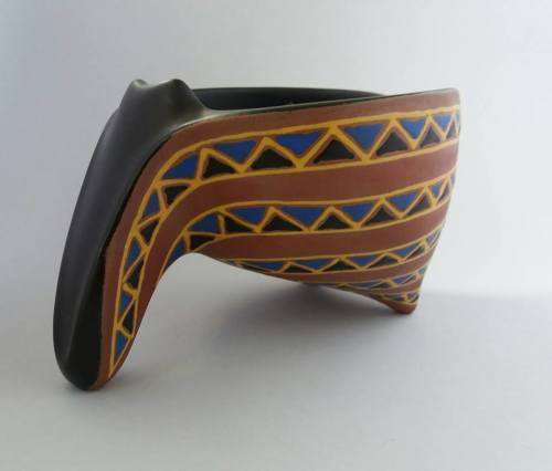 Kalahari pottery jug with geometric pattern