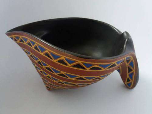Kalahari pottery jug with geometric pattern