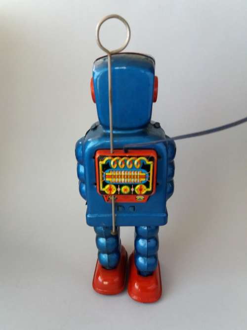 ICONIC! 1965 "Ko-Yoshiya" Hi-Wheel tin robot- in working order!