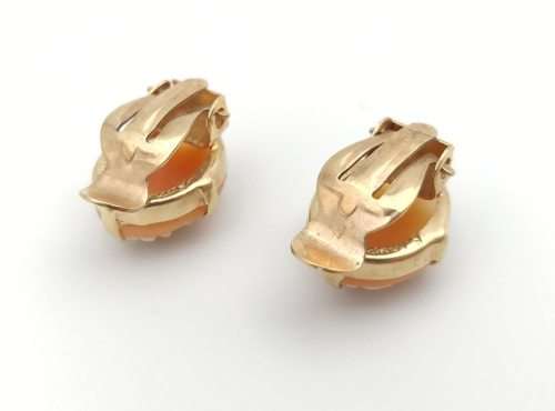 Vintage cameo earrings set in 9 ct gold