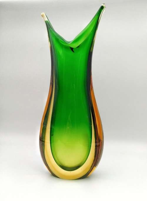 Murano sommerso vase