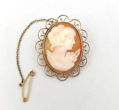 Vintage 9ct gold cameo brooch