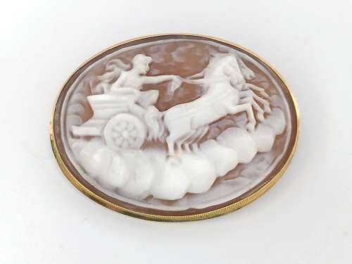 18ct gold Apollo cameo