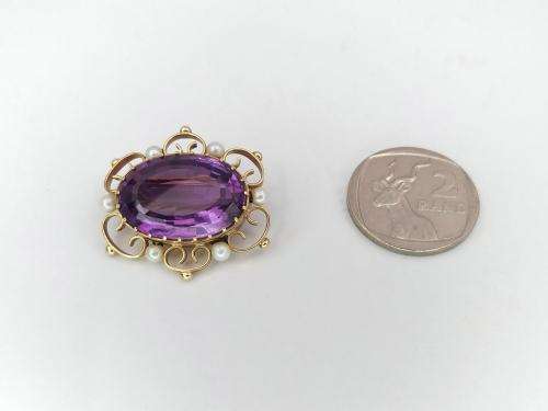 Antique amethyst & pearl brooch (set in 9ct gold)