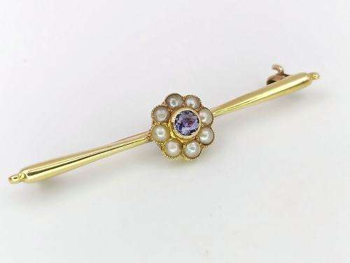 Edwardian 15ct gold sapphire & seed pearl brooch