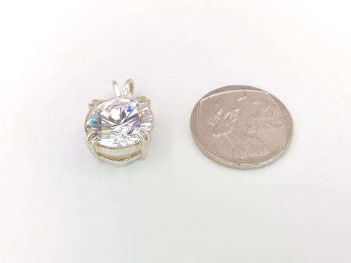 Classic sterling silver cubic zirconia pendant