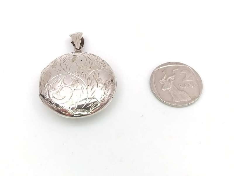 Sterling silver engraved round photo locket