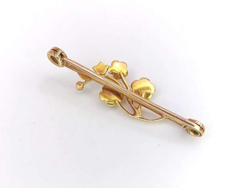 Edwardian 14ct gold & seed pearl brooch