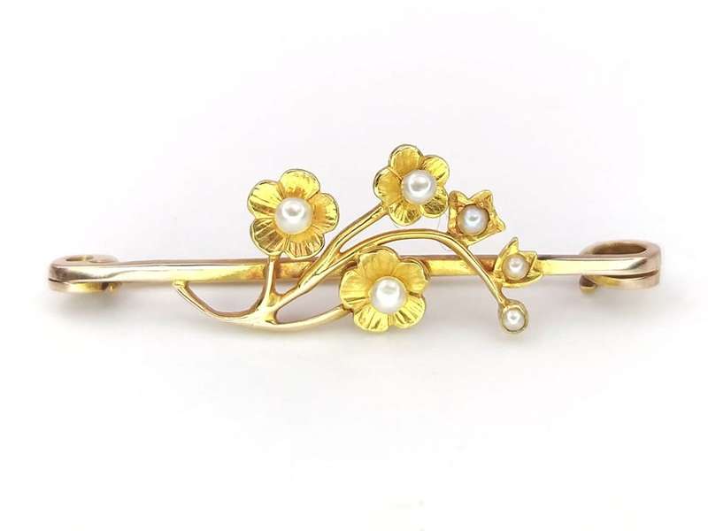 Edwardian 14ct gold & seed pearl brooch