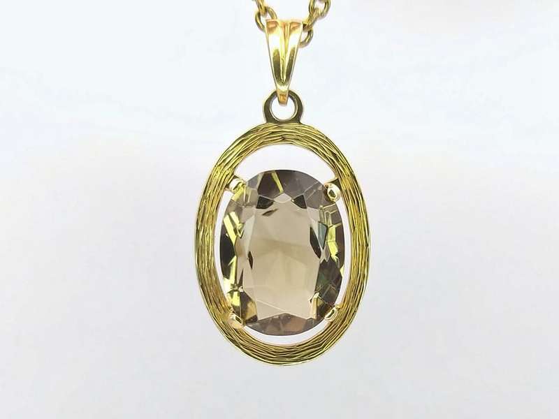 Vintage 9ct gold & brown topaz pendant